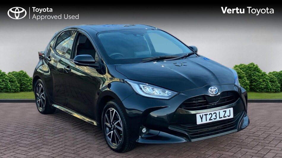Toyota Yaris 1.5 Hybrid Design 5dr CVT Hybrid Hatchback